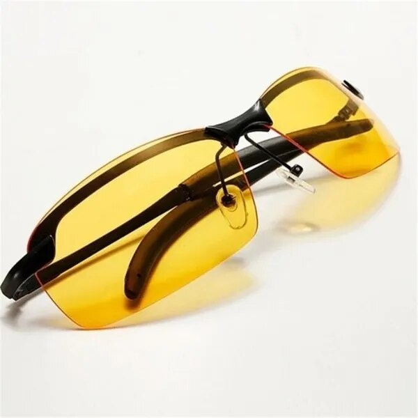 Polarized UV Yellow Night Vision Driving Glasses.