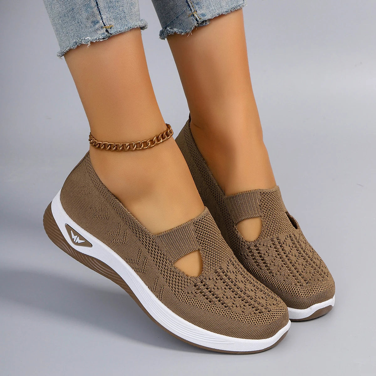 Women's Breathable, Lightweight, Non-slip Casual Shoe