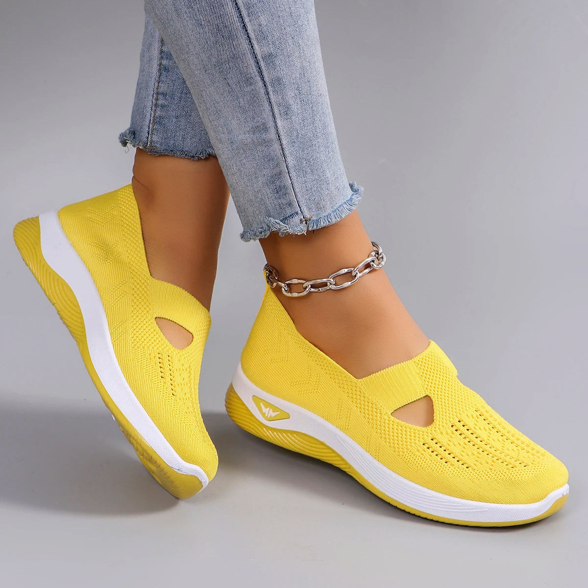 Women's Breathable, Lightweight, Non-slip Casual Shoe