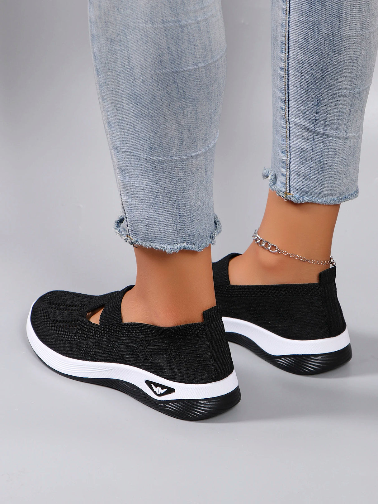 Women's Breathable, Lightweight, Non-slip Casual Shoe