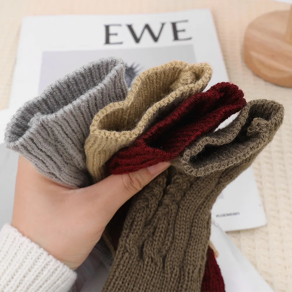 Women Or Men's Half Finger Soft Warm Wool Gloves