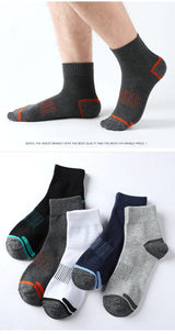 5 Pairs Of High Quality Men's Casual Cotton Breathable Socks Size 38-45..