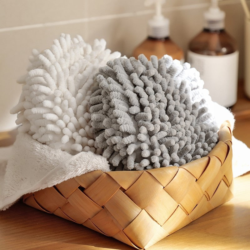 Soft Chenille Microfiber Super Absorbent Hanging Hand Towel.