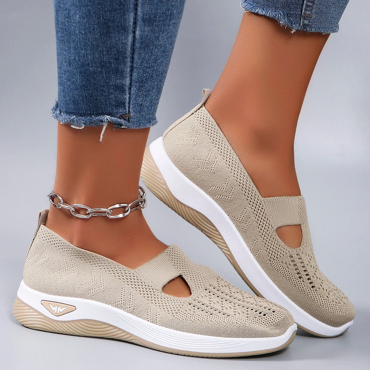 Women's Breathable, Lightweight, Non-slip Casual Shoe