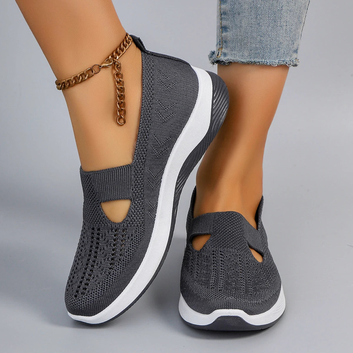 Women's Breathable, Lightweight, Non-slip Casual Shoe