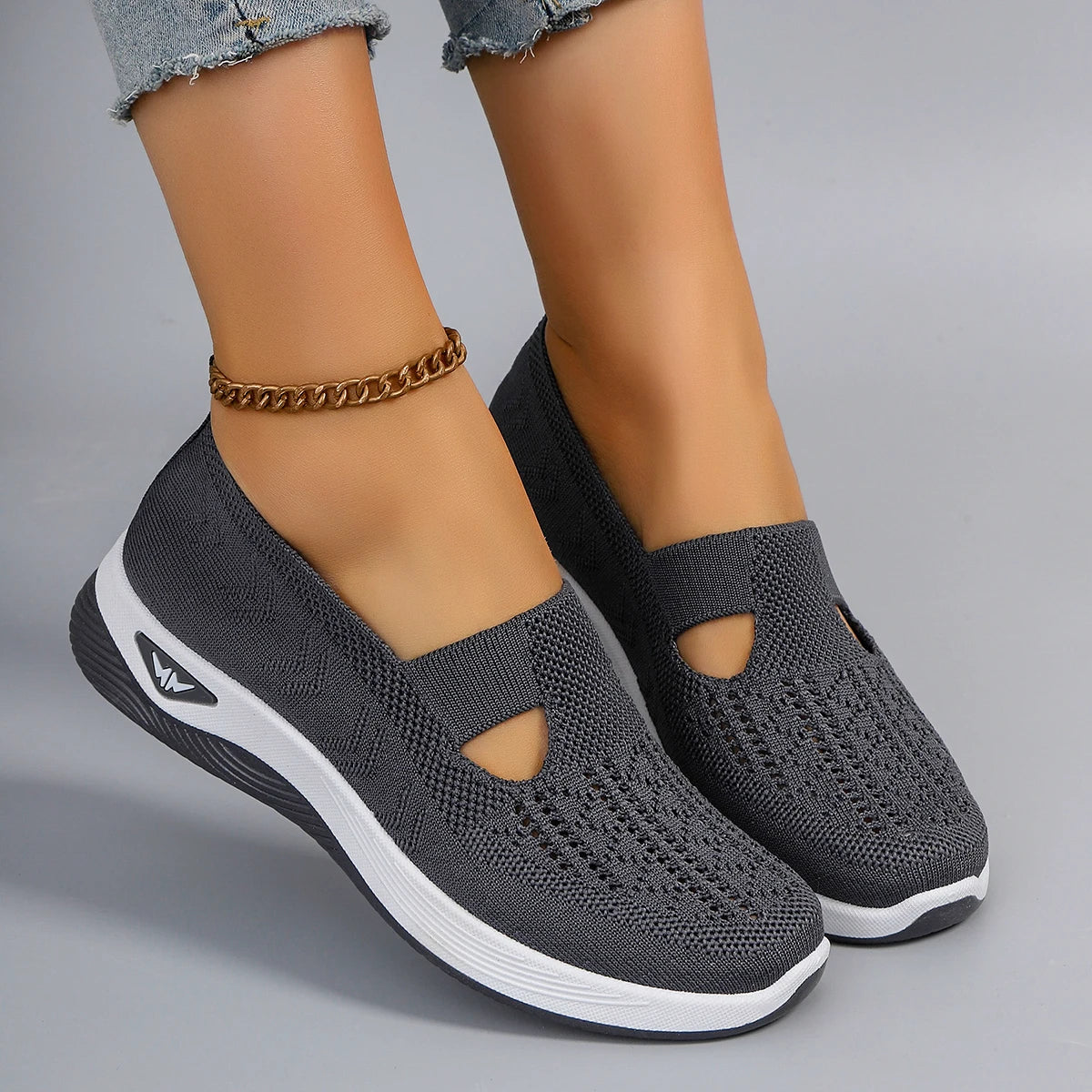 Women's Breathable, Lightweight, Non-slip Casual Shoe