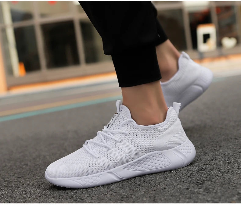 Fujeak Men's Mesh Light Comfortable Casual Running Shoe