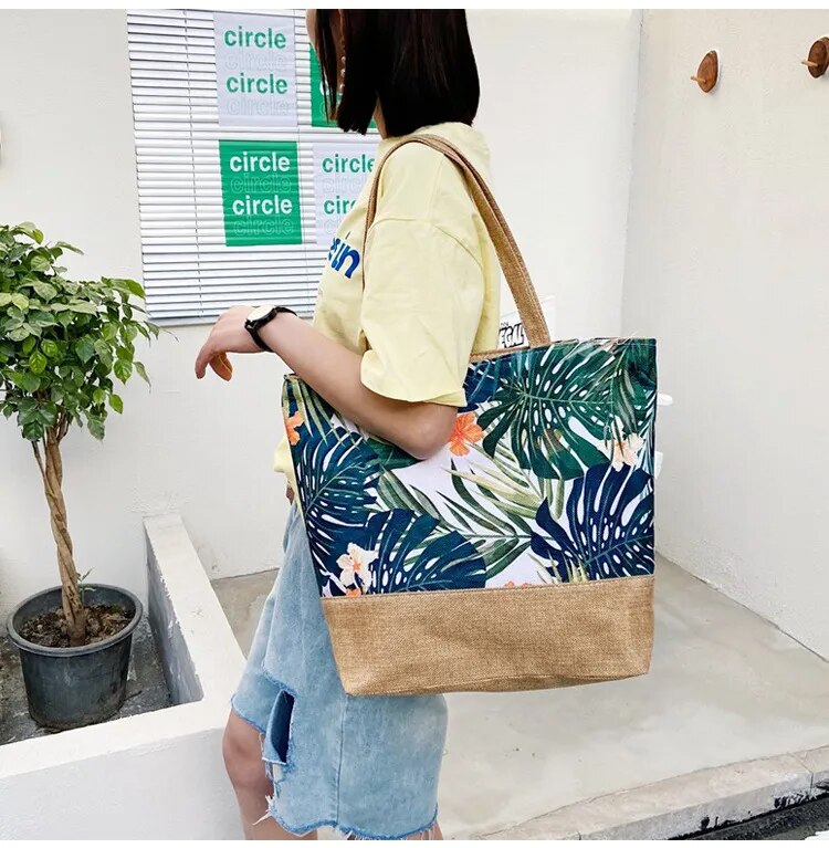 Canvas Folding Shoulder Bag.