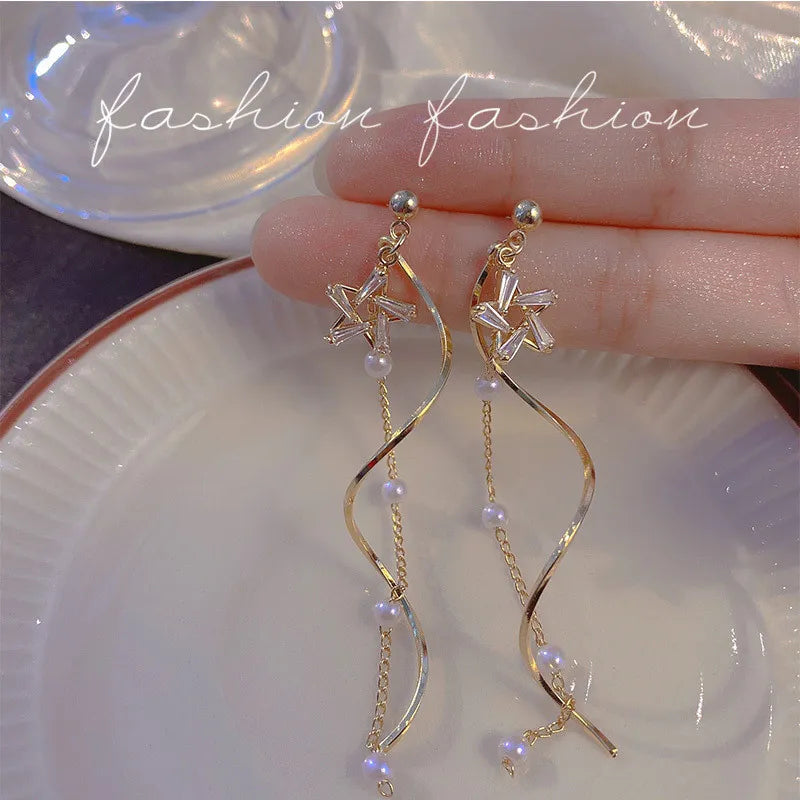 Women's Fashion Zircon Christmas Earrings.