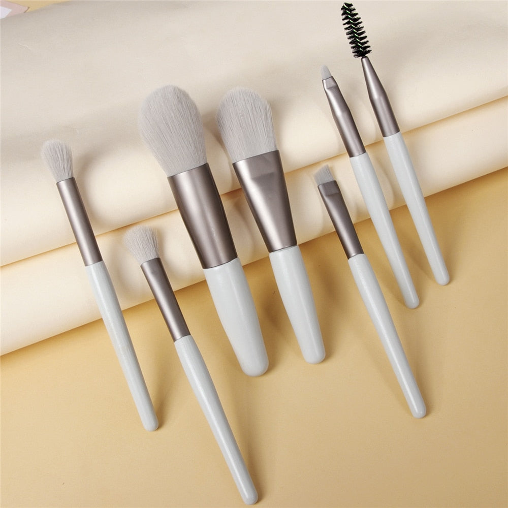 KOSMETYKI  8-20Pcs Cosmetic Powder Brushes.