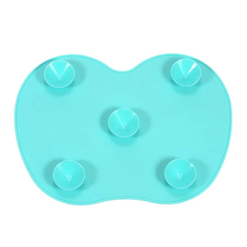 Silicone Pad with Suction Cups For Cleaning Makeup Brushes.