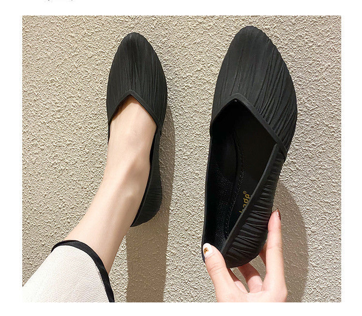 Low-top Waterproof Non-slip Rubber Shoes.