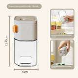 Moisture-proof Seasoning Bottle That Can Extrude 0.5 Grams Of Salt Or Sprinkle Larger Measurements Without Clumping