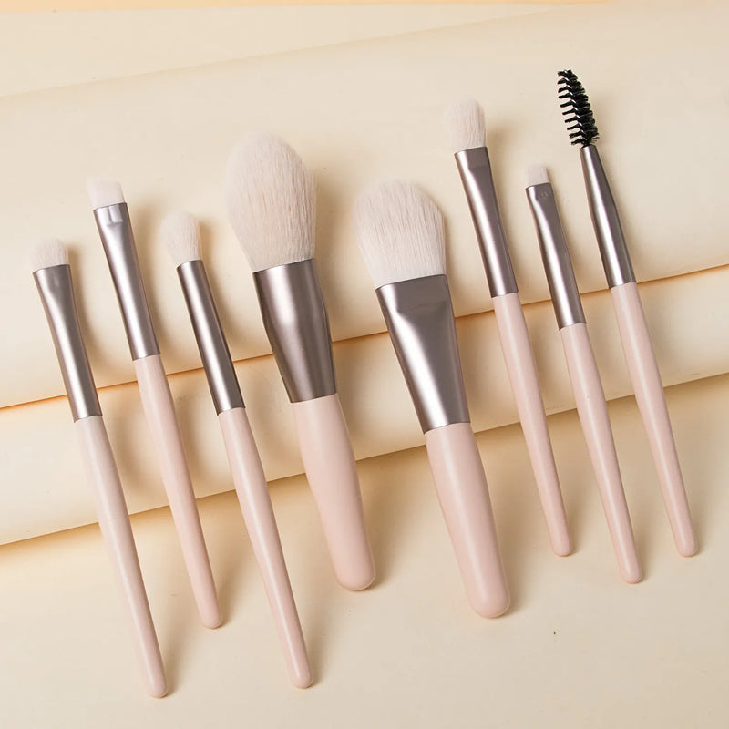 8Pcs Makeup Brush Set.