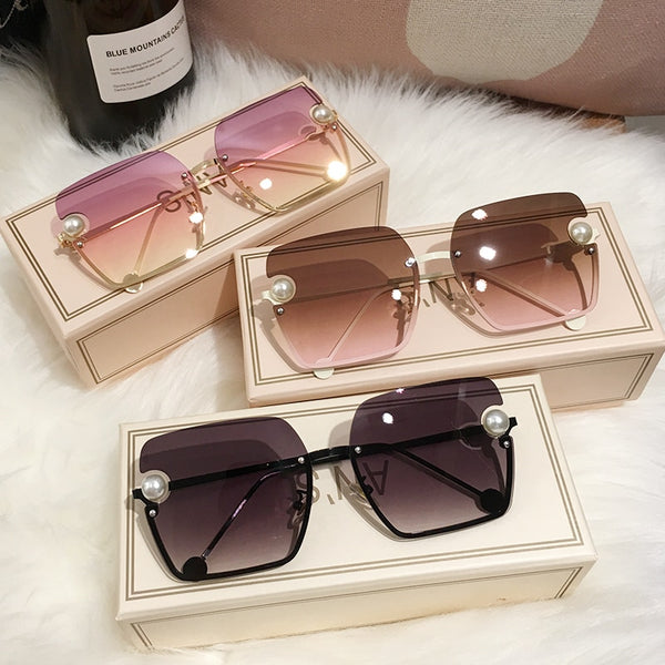 Ladies Rimless Sunglasses UV400 pearl.