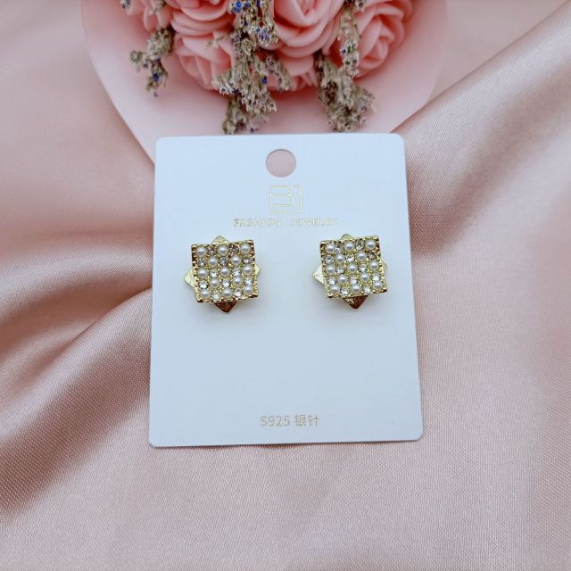 Pineapple Pearl Earrings / Starfish Pearl Earrings / Geometric Pearl Earrings
